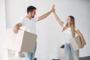 Vender tu piso en Cornellà en junio: por qué puede ser un buen momento antes del verano