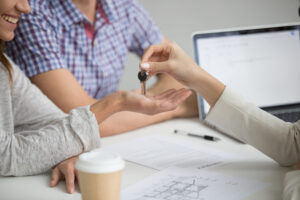 ¿Cuánto tarda realmente en venderse un piso en Cornellà? Factores que influyen en el tiempo de venta