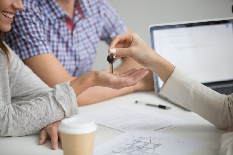 ¿Cuánto tarda realmente en venderse un piso en Cornellà? Factores que influyen en el tiempo de venta