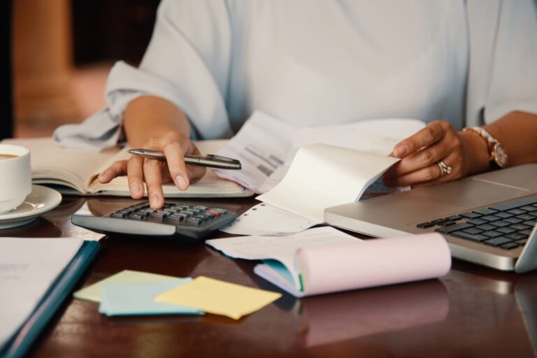 ¿Cuánto dinero te queda después de vender un piso? Gastos e impuestos que debes tener en cuenta